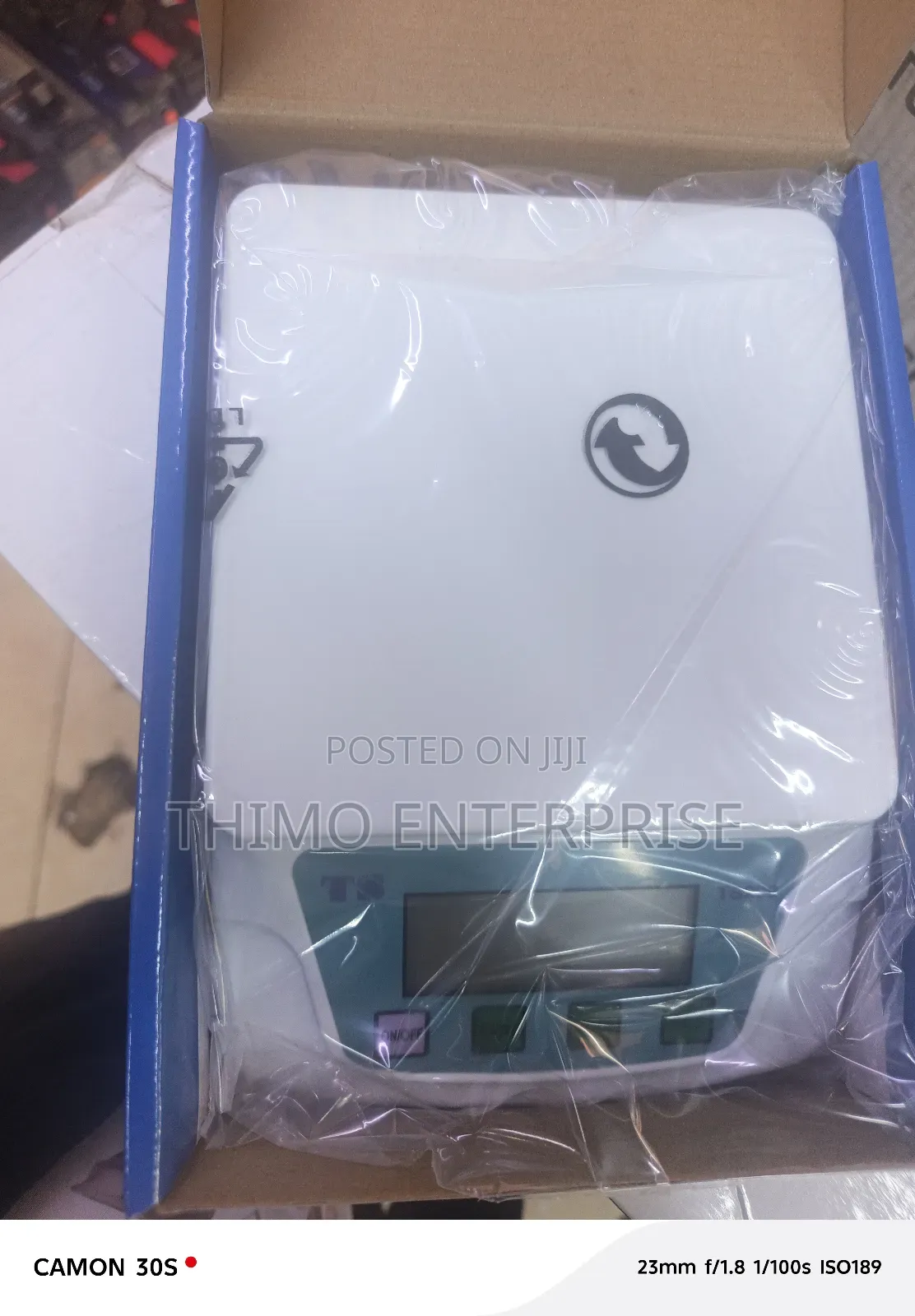 Electronic Compact Scale