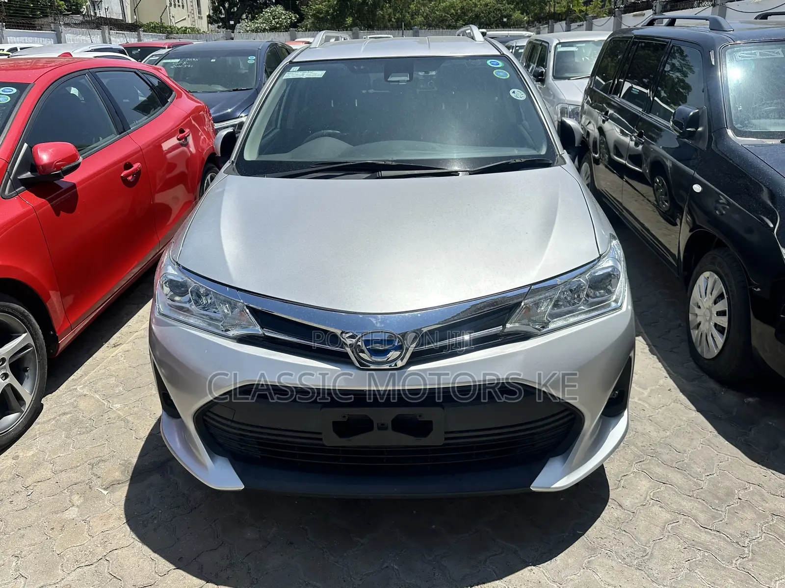 Toyota Corolla Fielder 2019 Silver