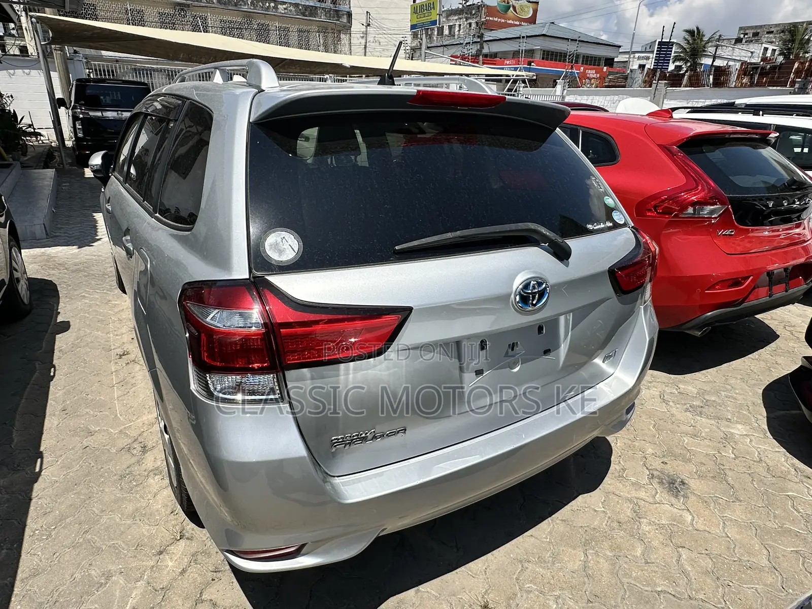 Toyota Corolla Fielder 2019 Silver