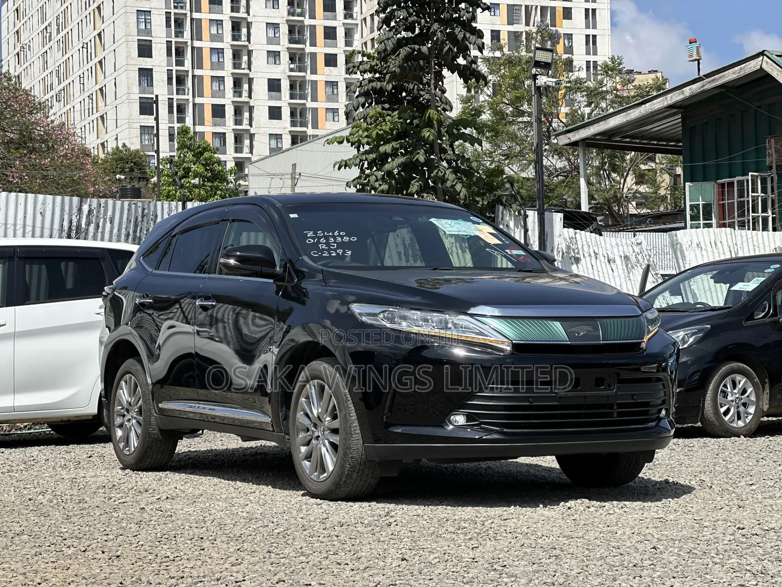 Toyota Harrier 2.0 2018 Black