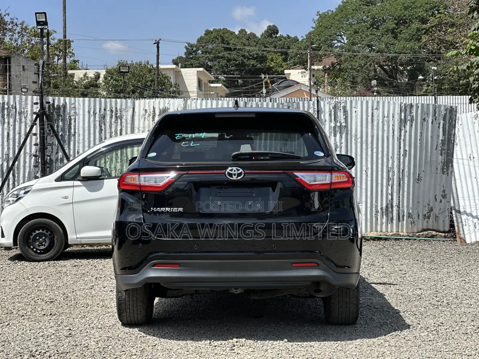 Toyota Harrier 2.0 2018 Black