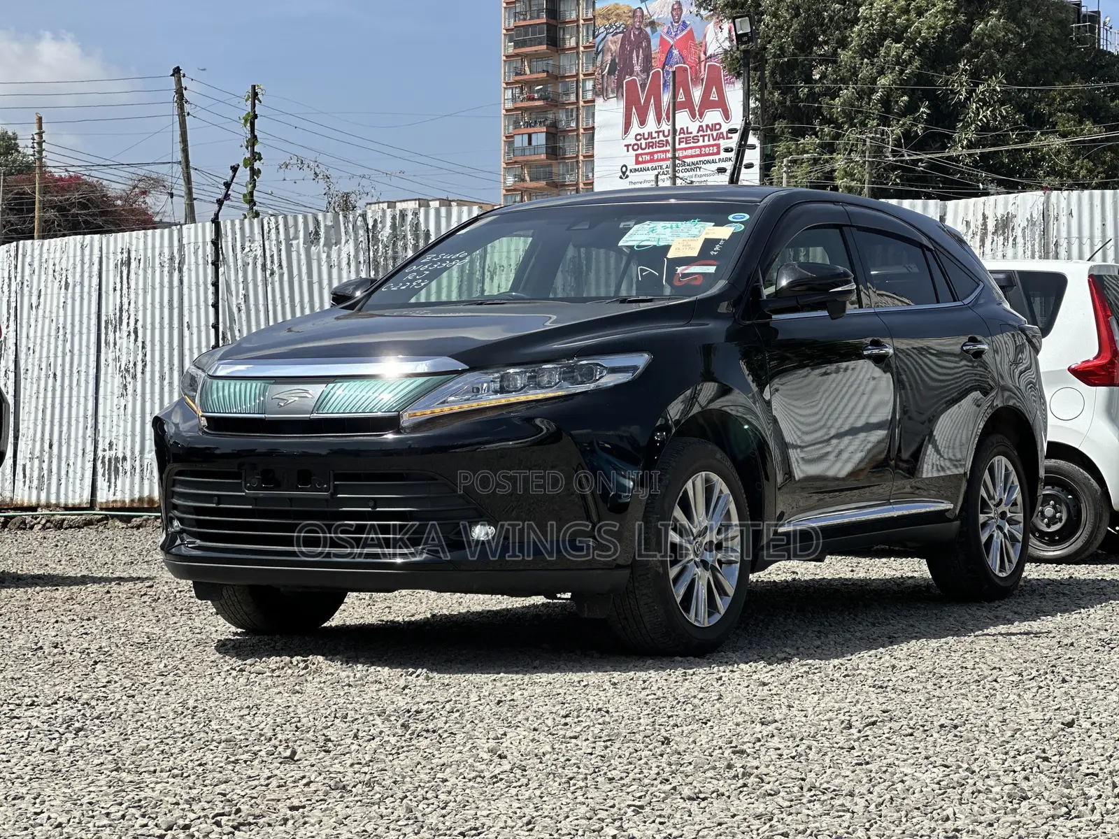Toyota Harrier 2.0 2018 Black