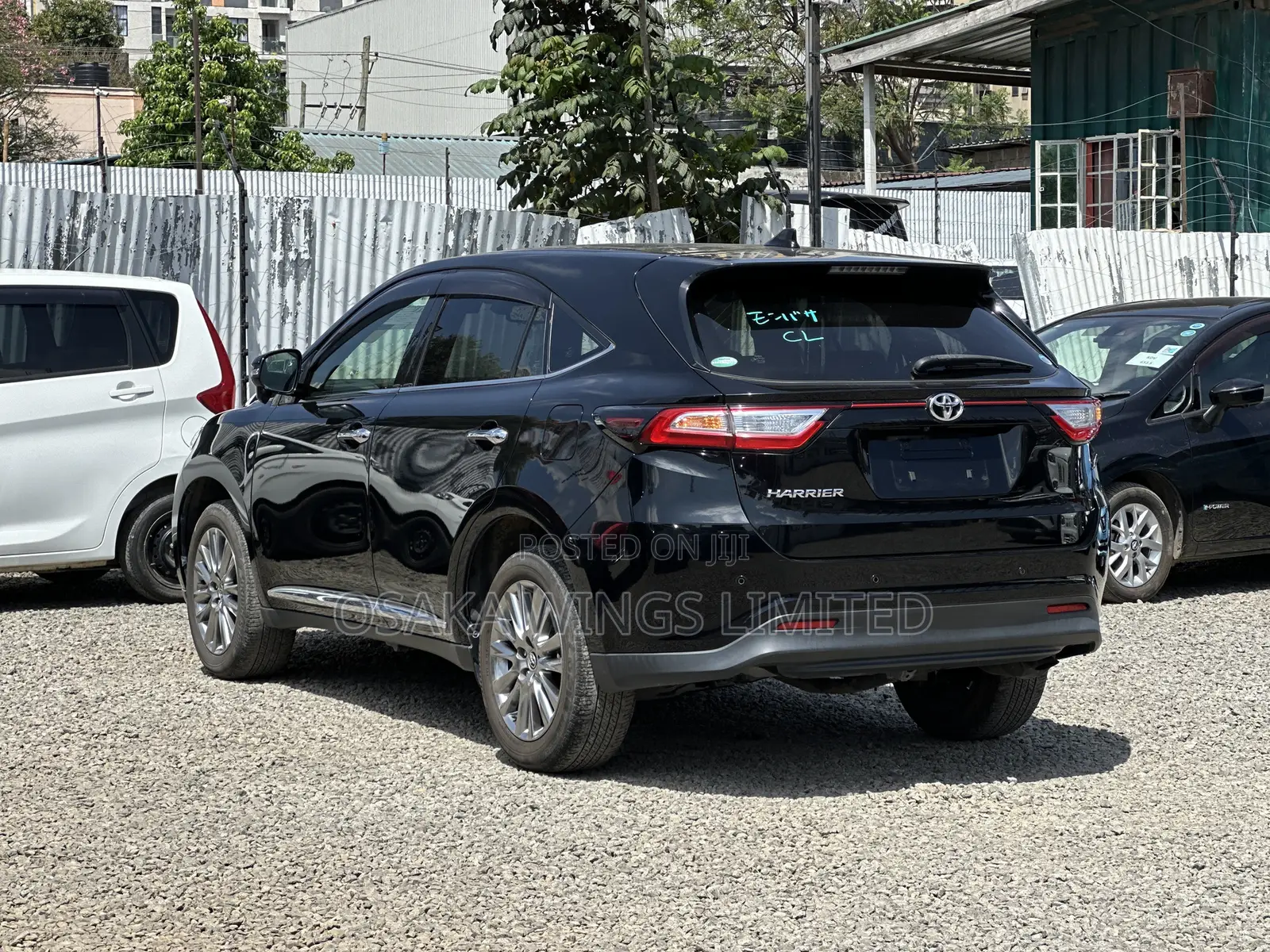 Toyota Harrier 2.0 2018 Black