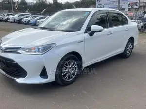 Toyota Axio 1.5 Hybrid G 2WD 2018 Pearl