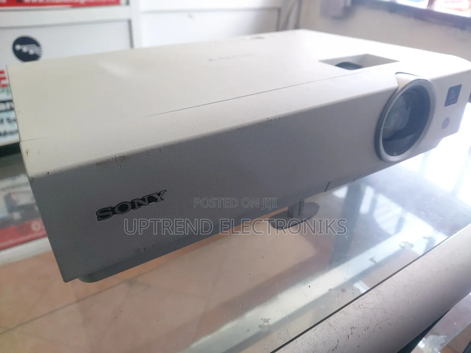 Sony VPL Dx102 Projector