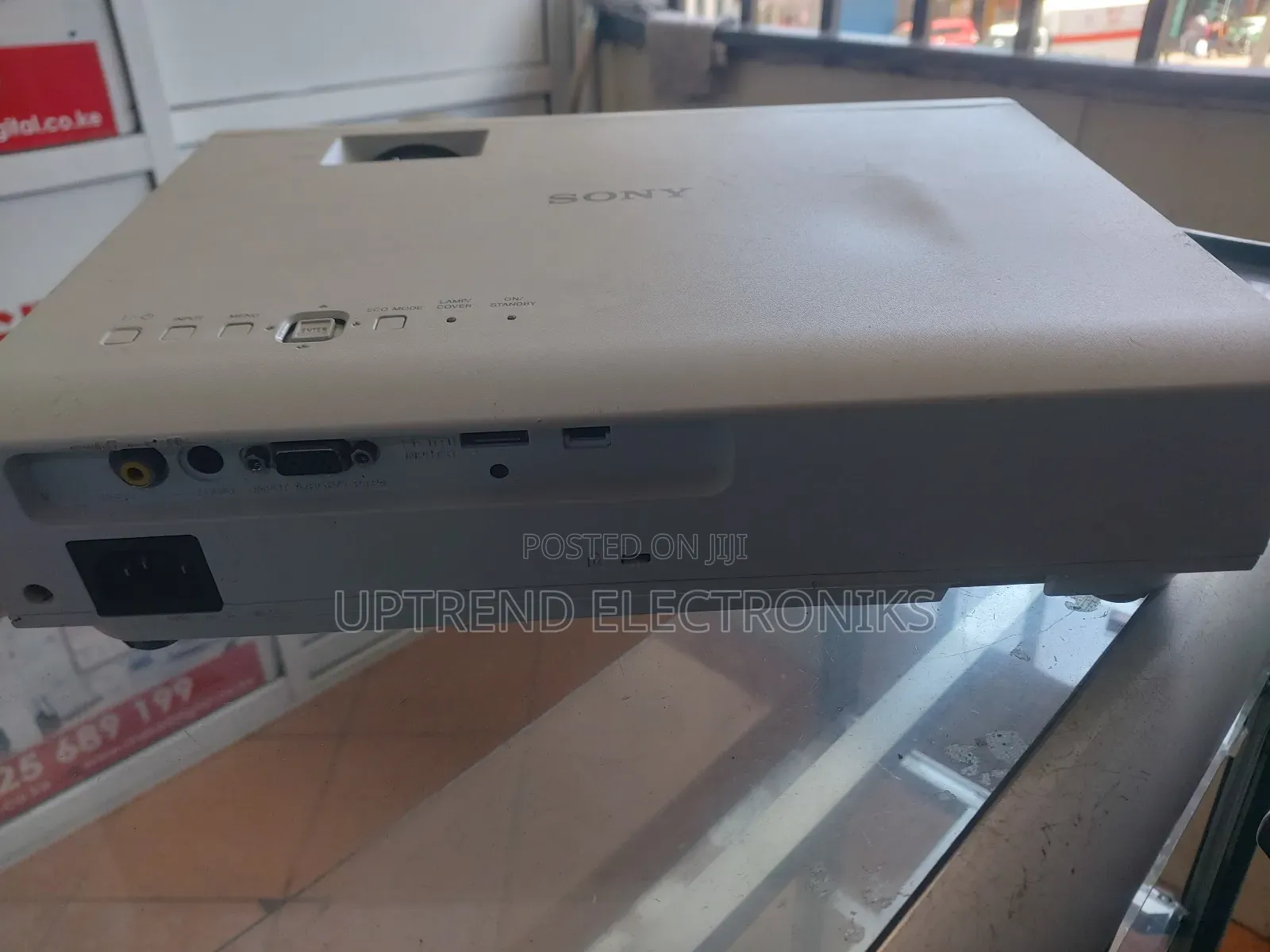 Sony VPL Dx102 Projector