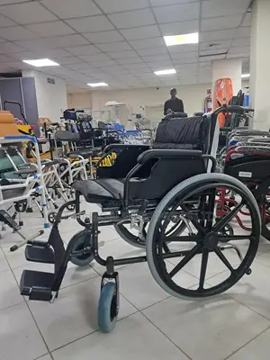 Heavy Duty Manual Wheelchair (Sw24-56)
