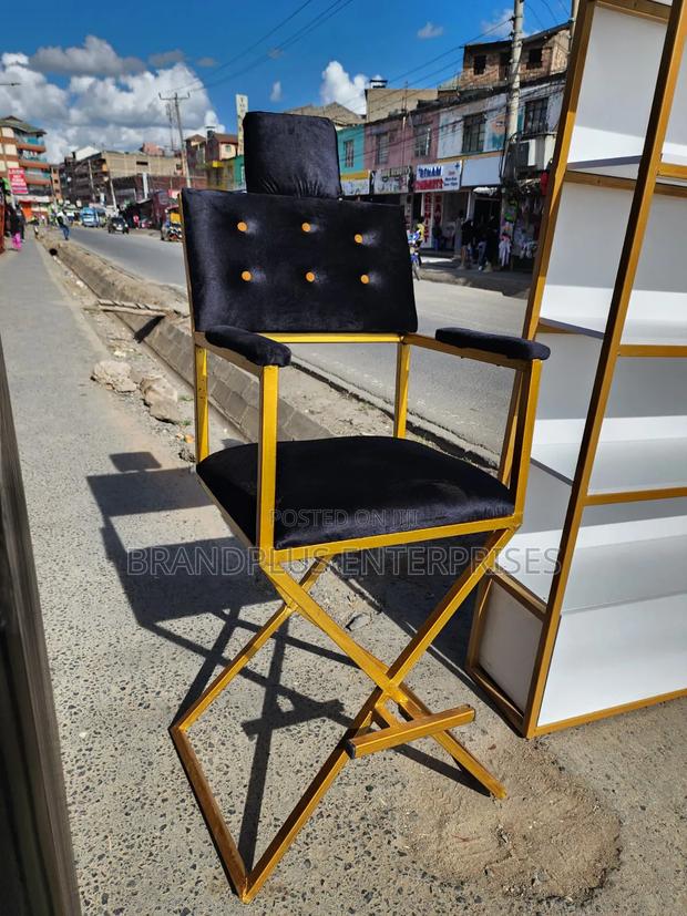 Make Up Chair - main view