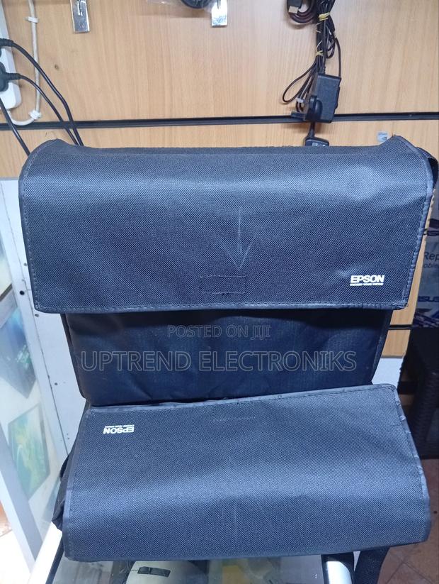 Your Go-Anywhere Projector Companion - main view