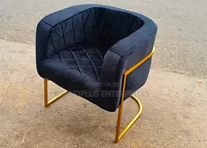 Black and Gold Styling Seat /Pedicure Seat