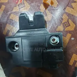 Toyota Passo Booty Lock