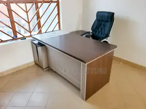 Executive Desk/Chair