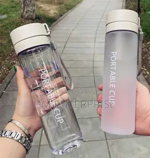 *600 Ml Portable Clear Gym Water Bottle
 Available