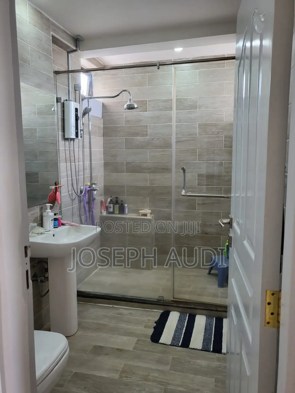 3bdrm Apartment in South C for sale