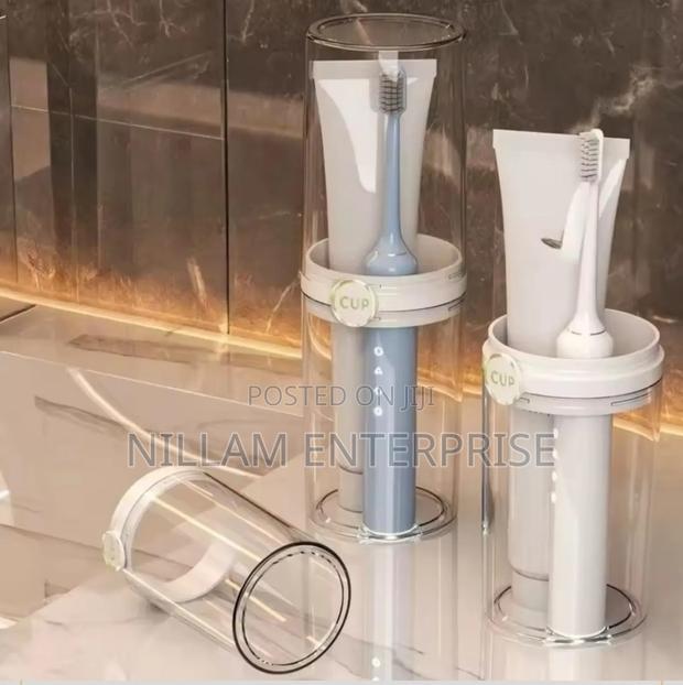 Acrylic Big Size Toothbrush Holder - thumbnail 3