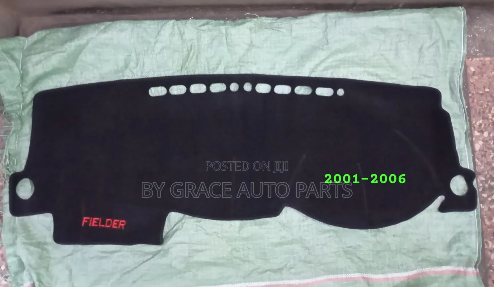 Fielder Black Branded Dashboard Cover