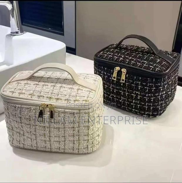 Tweed Luxury Cosmetic Bag Organizer - main view