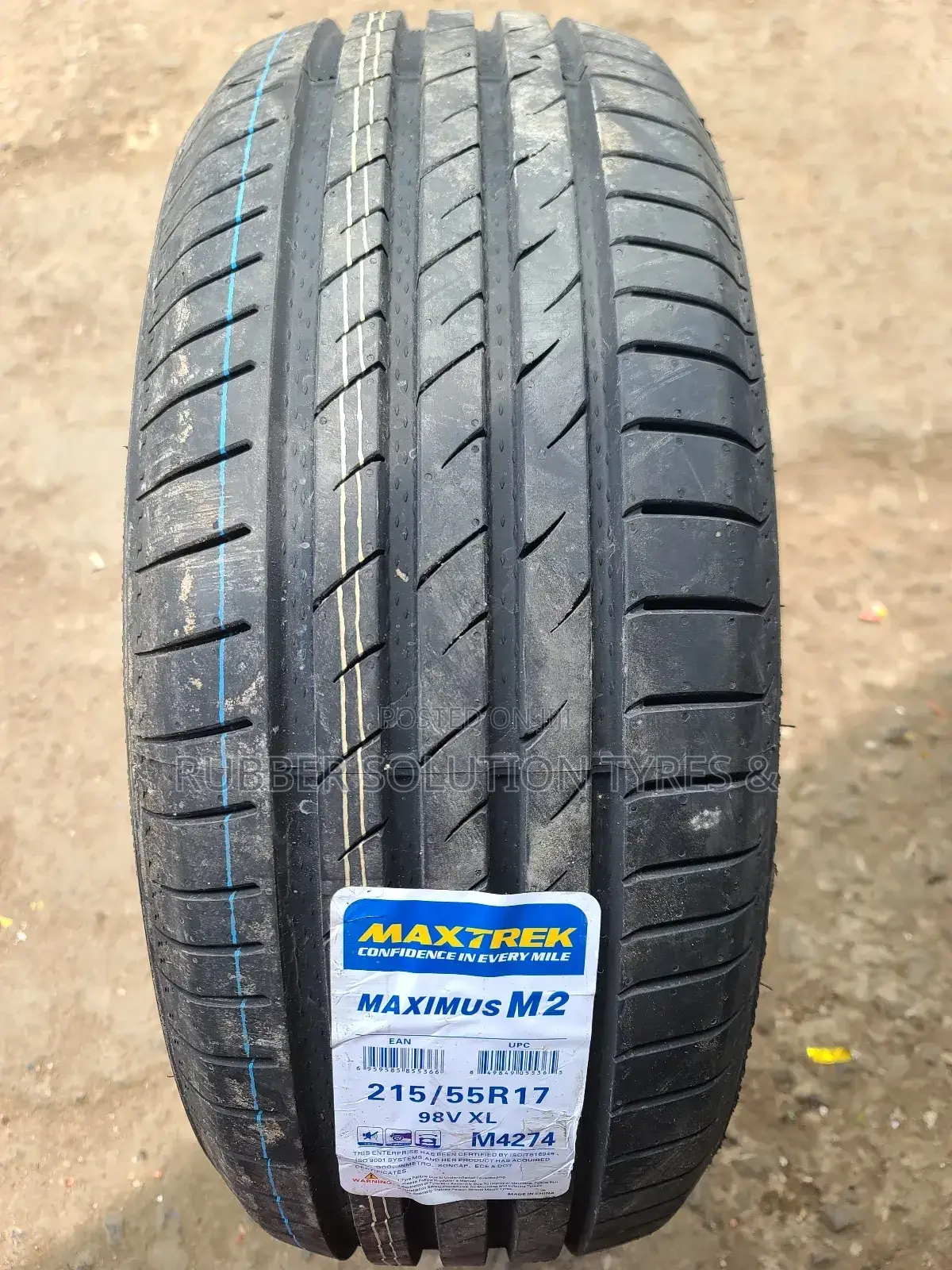 215/55r17 Maxtrek Tires