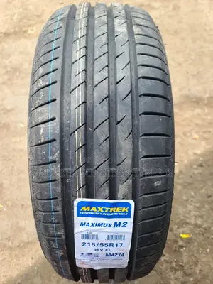 215/55r17 Maxtrek Tires