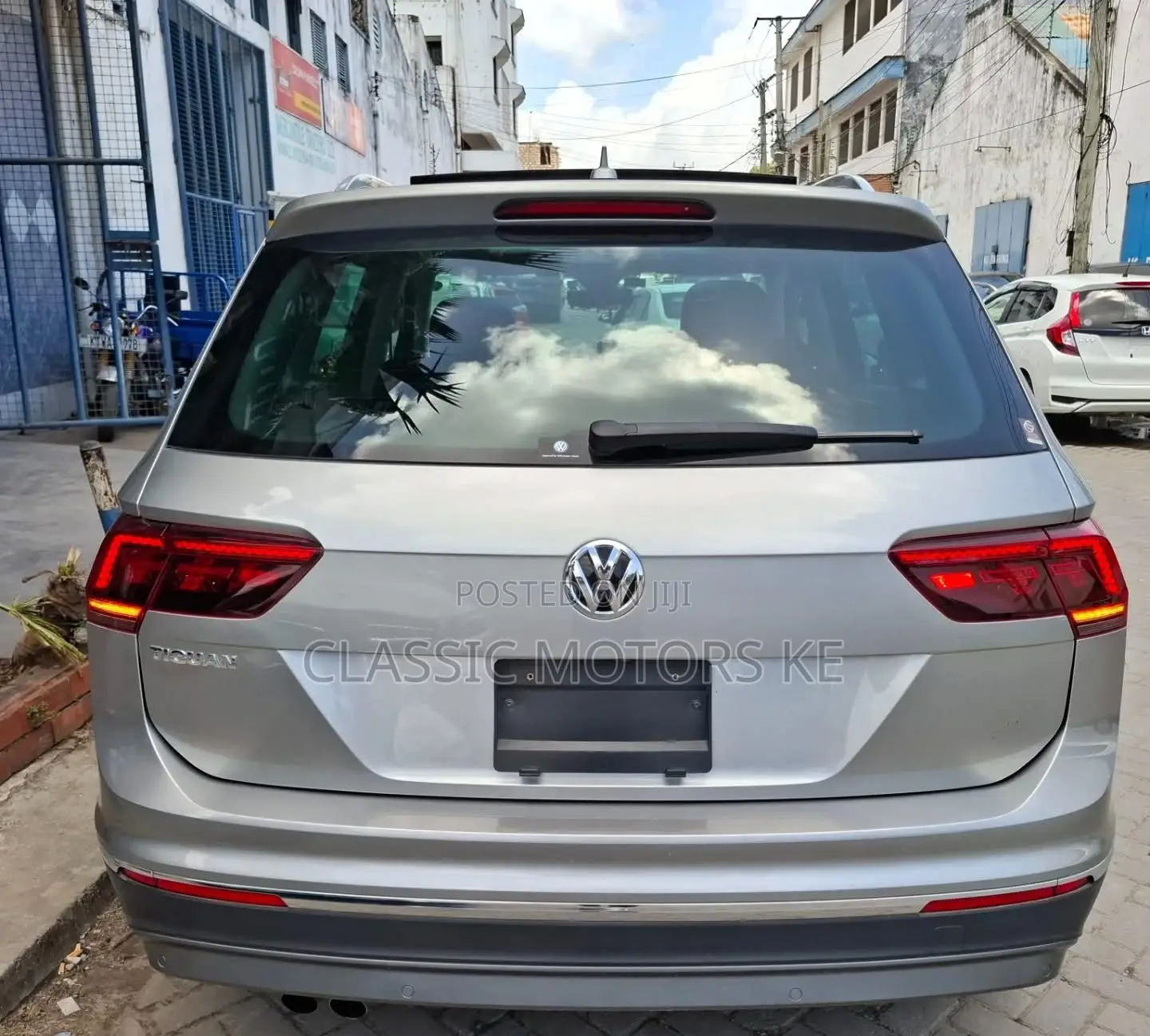 Volkswagen Tiguan 2019 Silver