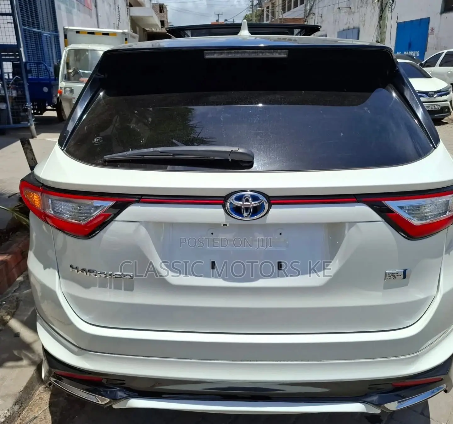 Toyota Harrier 2.5 Hybrid 4WD 2020 White