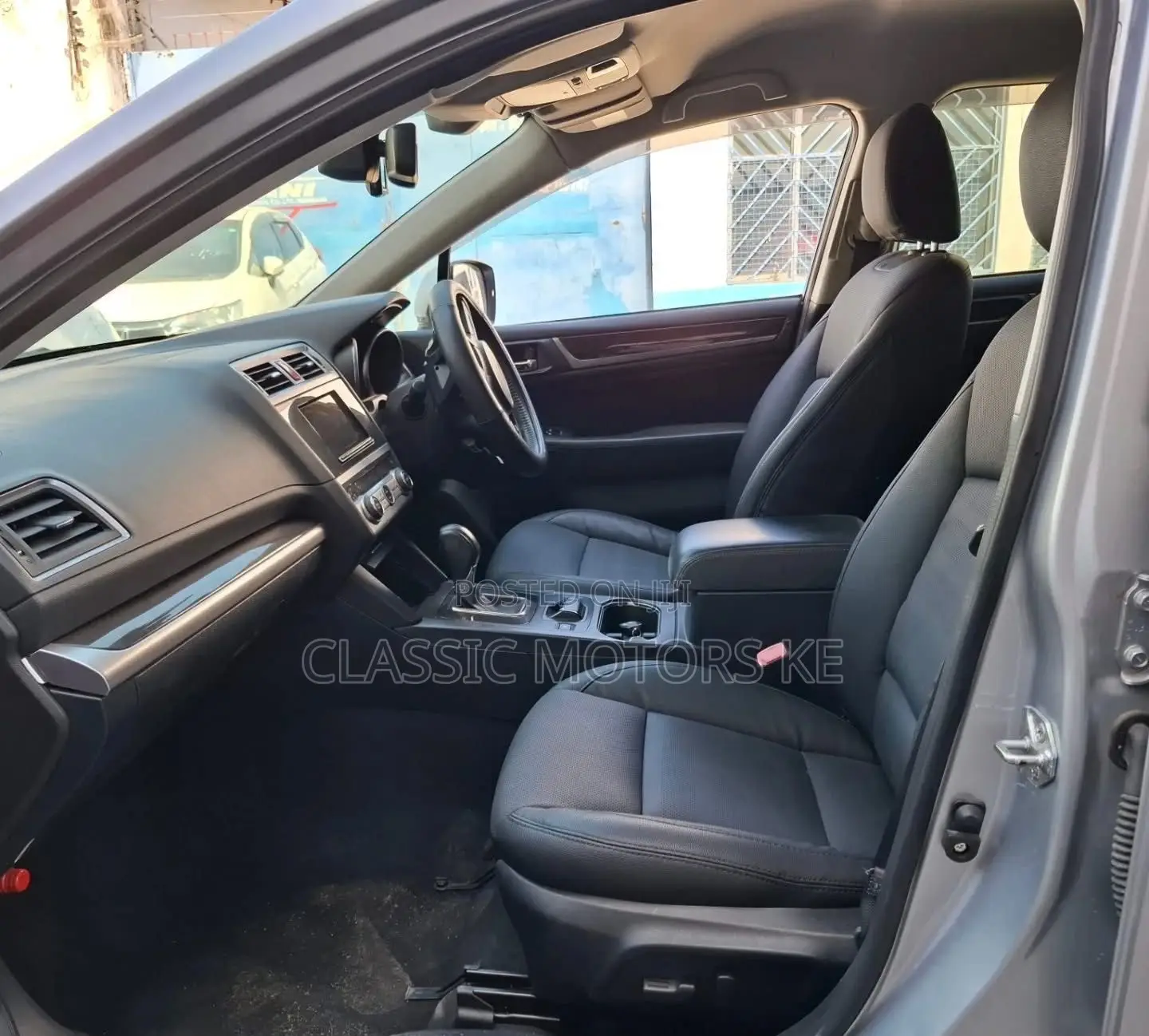 Subaru Outback 2.5i AWD 2019 Gold
