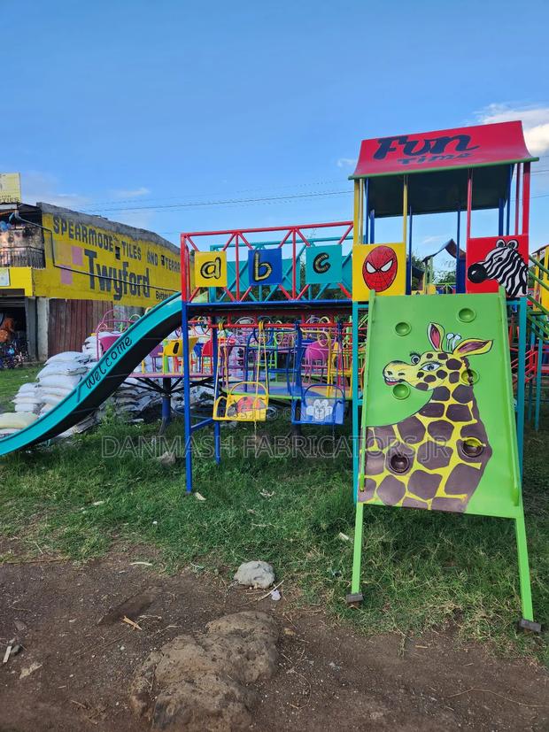 Kids Playground Slide – Quality Material - main view