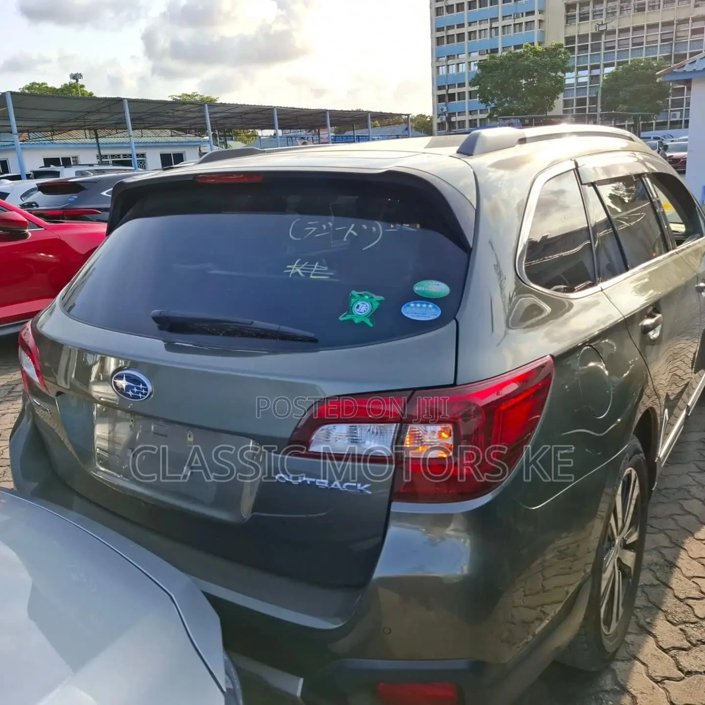 Subaru Outback 2.5i Premium AWD 2018 Gray