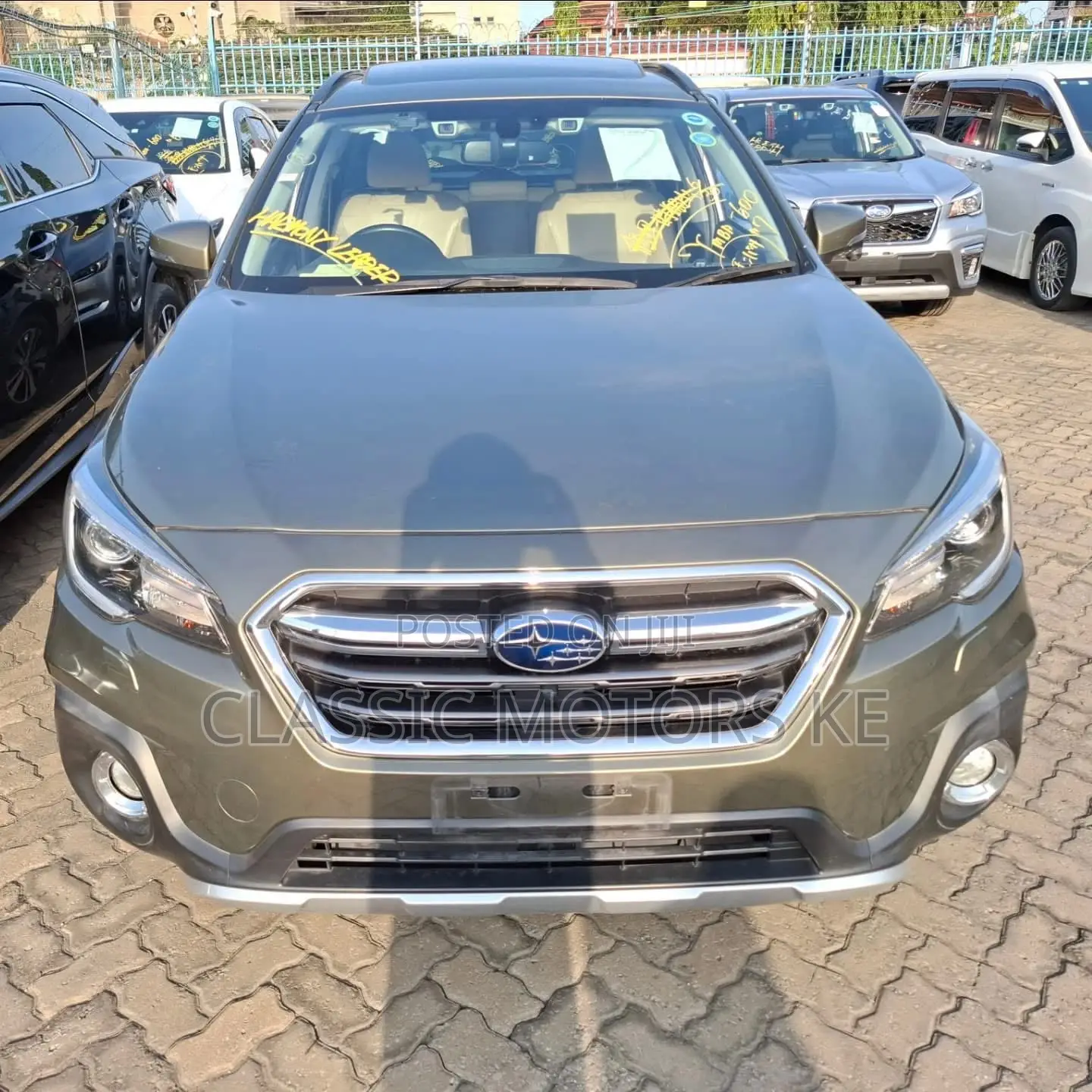 Subaru Outback 2.5i Premium AWD 2018 Gray