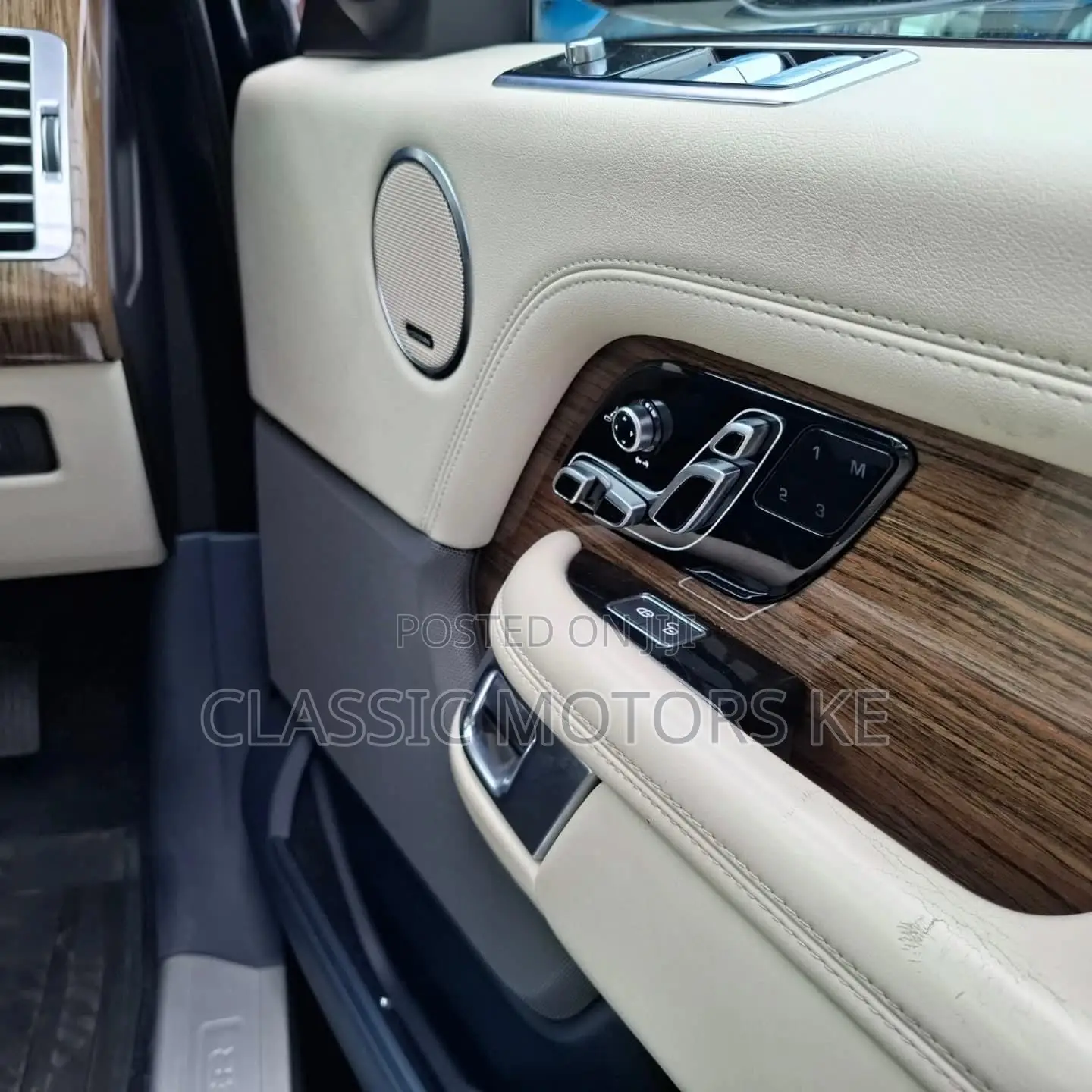 Land Rover Range Rover Vogue 2019 Black