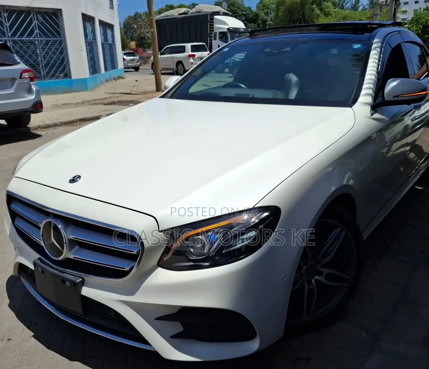 Mercedes-Benz E200 2019 White