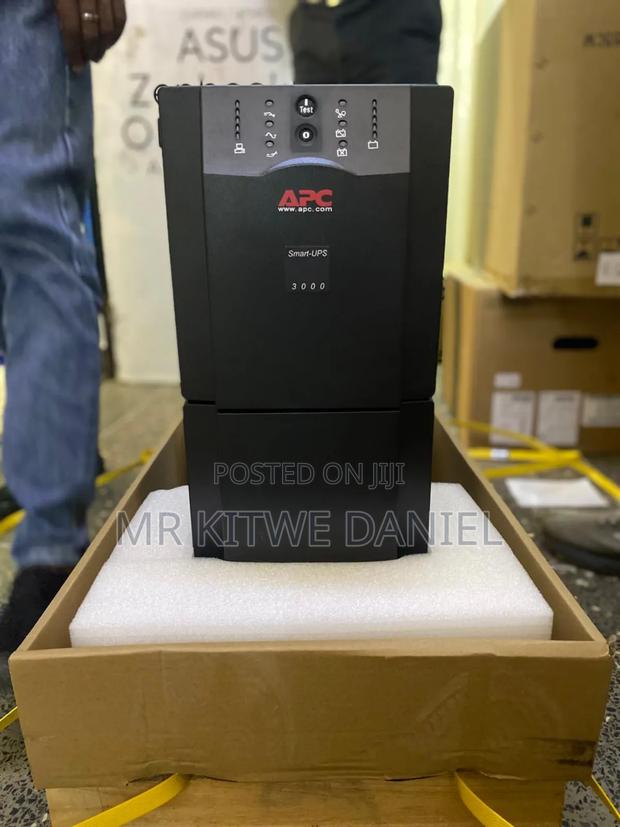 Apc 3000va Smart Ups - thumbnail 3