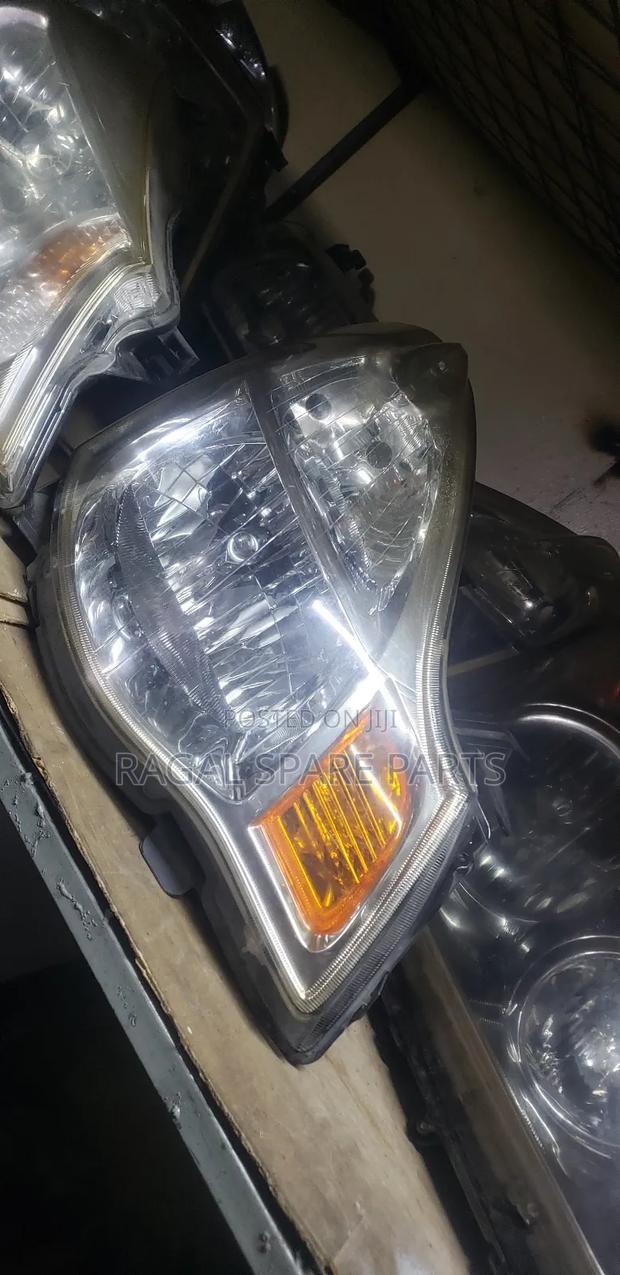 Nissan N 17 Headlight Non