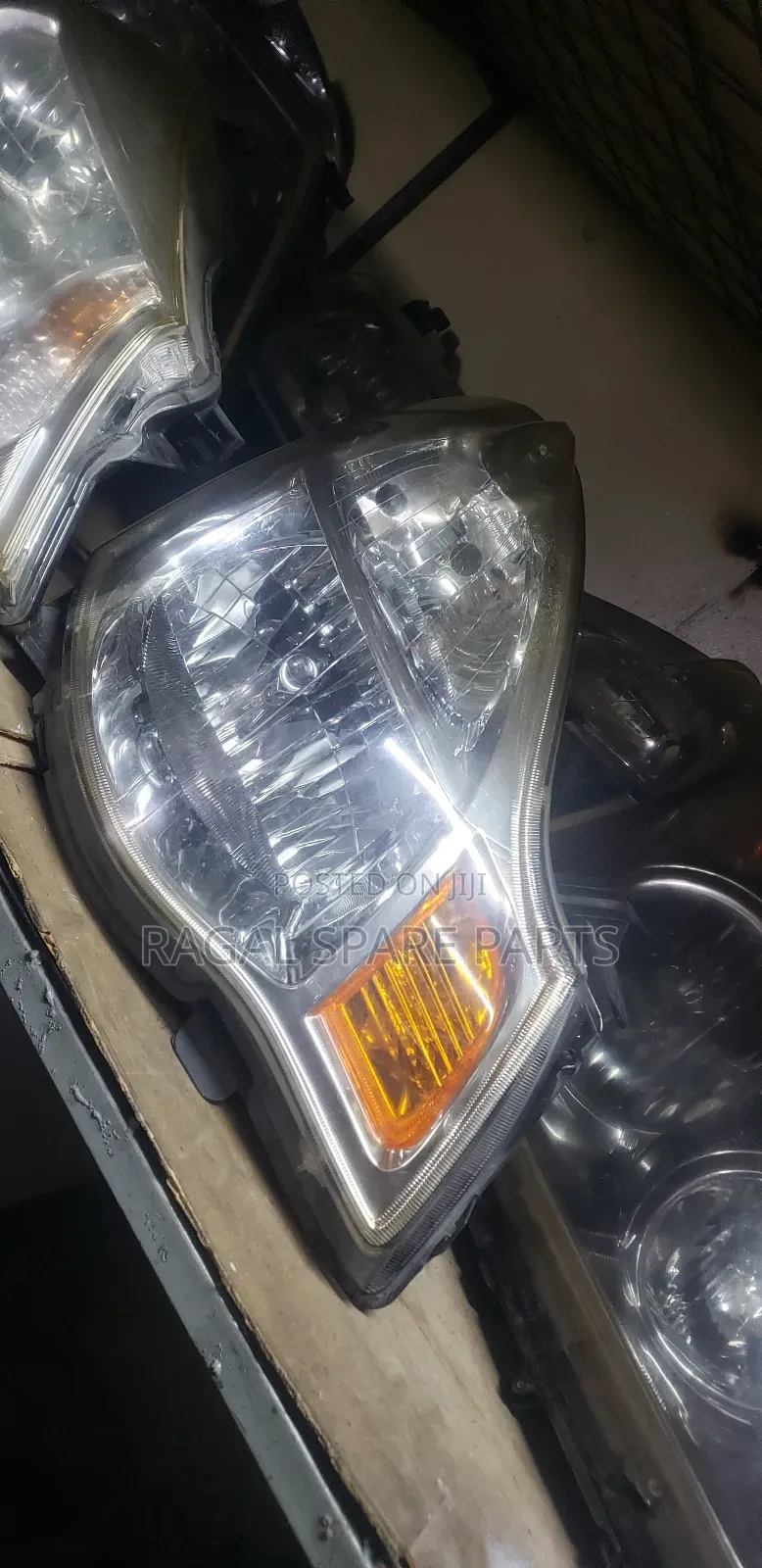Nissan N 17 Headlight Non