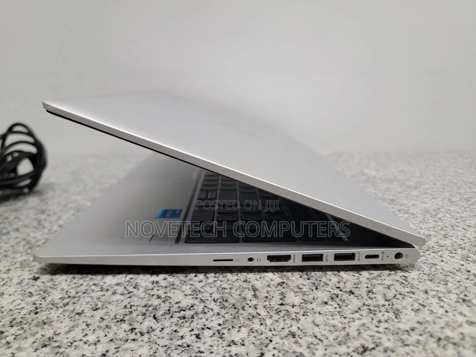 New Laptop HP ProBook 450 G8 8GB Intel Core i3 SSD 256GB