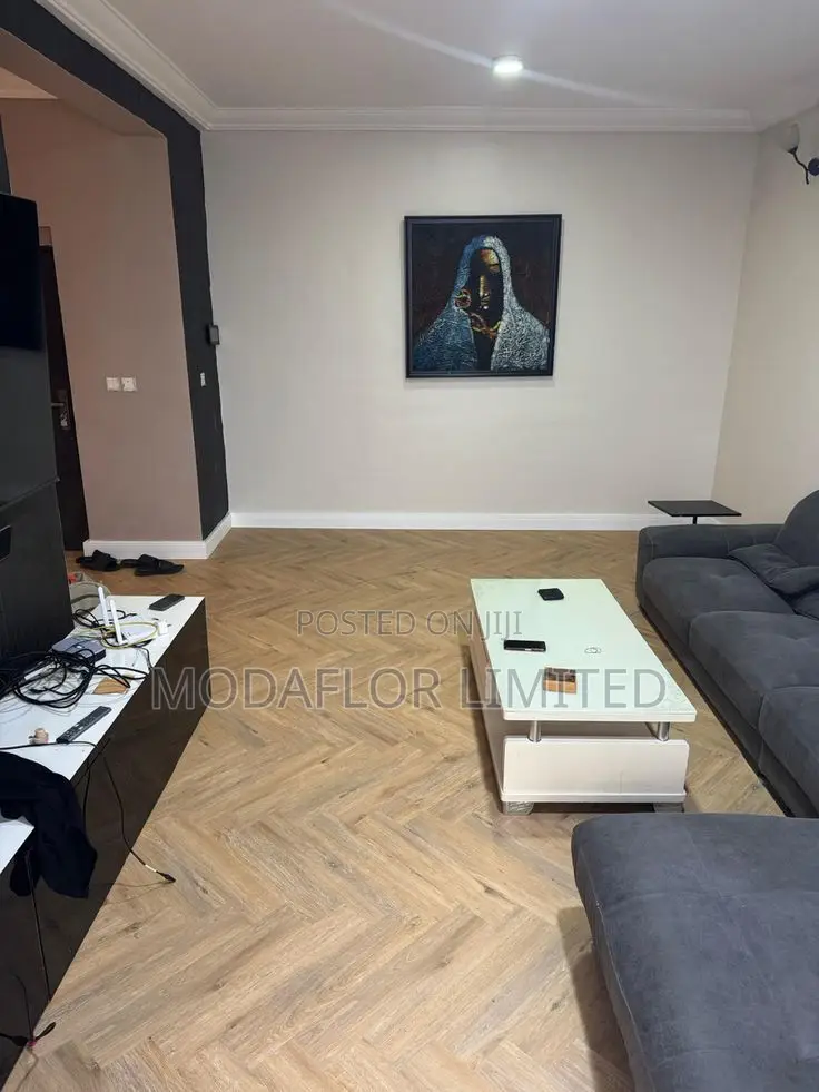 Modern Herringbone SPC Floor – Stylish Tough