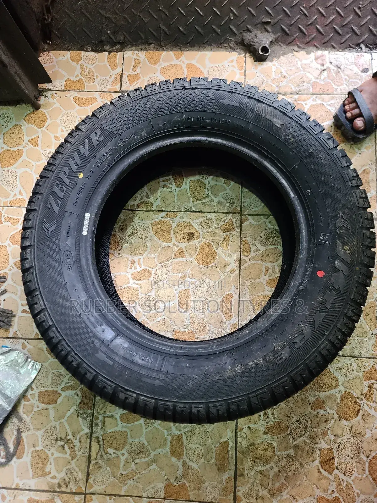 205 /65 R15 Jk Tyres 94V ZEPHYR Made in India