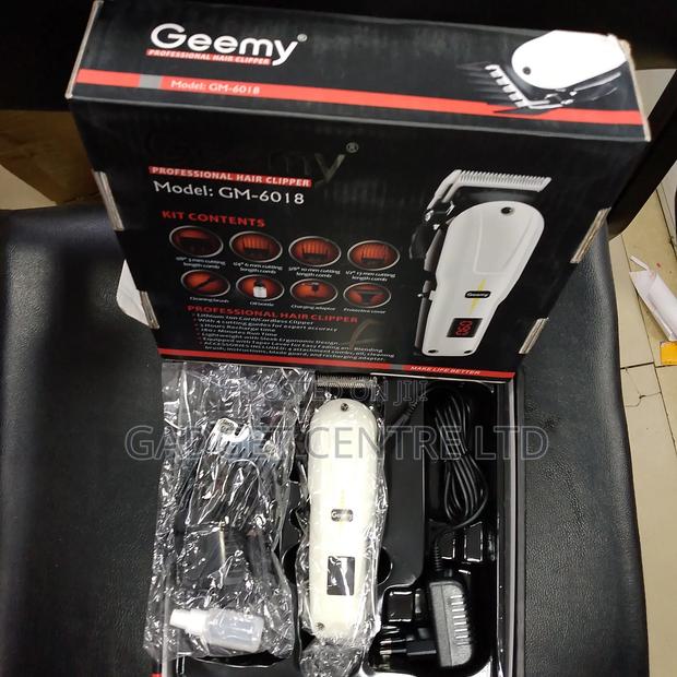 Geemy Professional Hair Clipper Model Gm 6018 - thumbnail 2