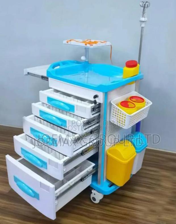 Emergency Trolley/ Crash Cart - main view