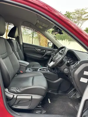 Nissan X-Trail 2.0 Petrol AWD 2018 Red
