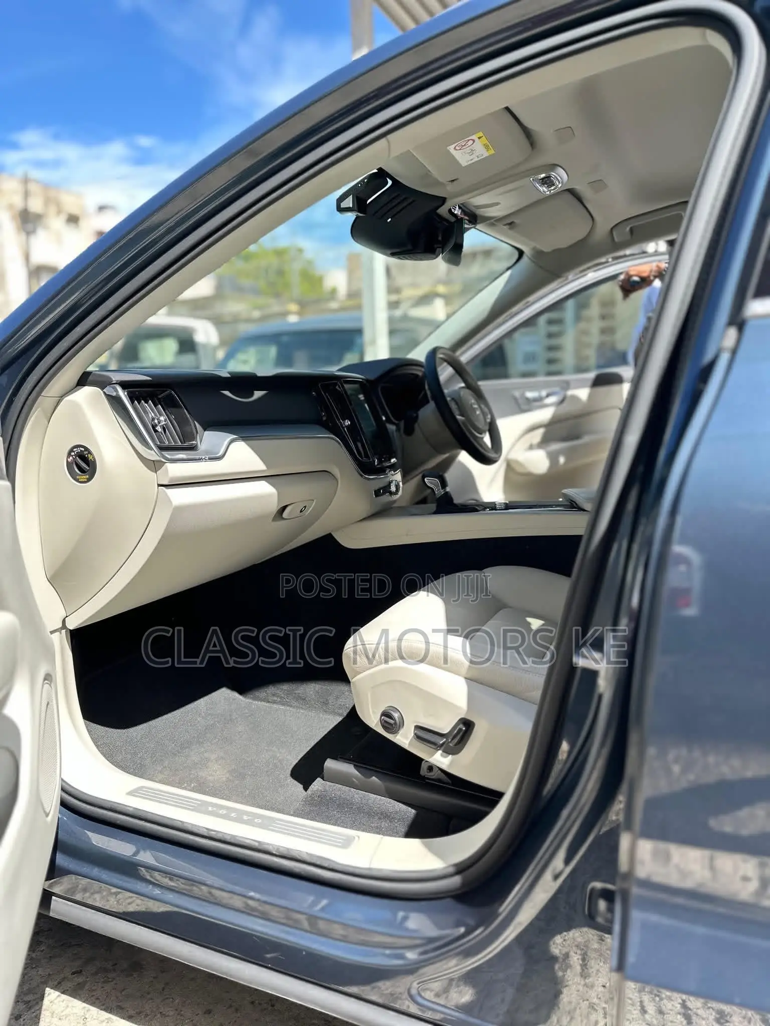 Volvo XC60 T5 Inscription AWD 2019 Black