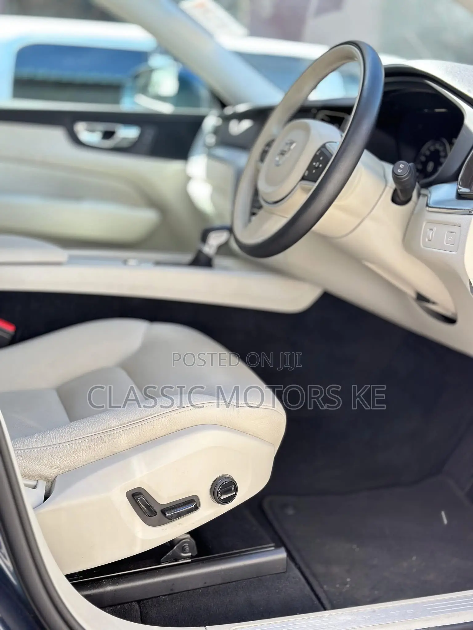 Volvo XC60 T5 Inscription AWD 2019 Black