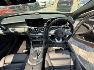 Mercedes-Benz C220 Classic 2019 Silver