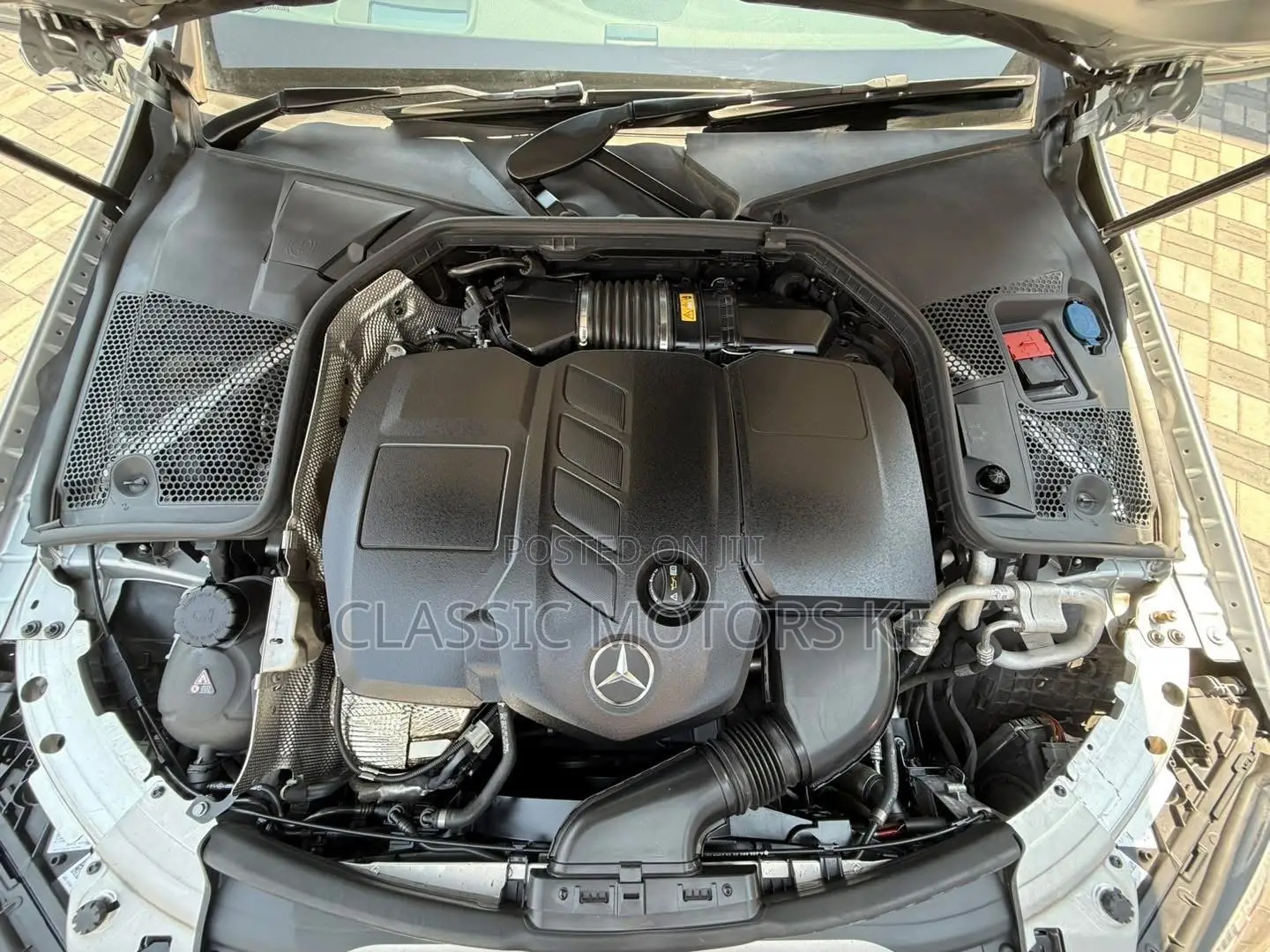 Mercedes-Benz C220 Classic 2019 Silver