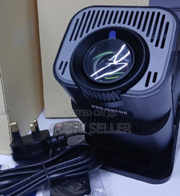 Auto Keystone Correction 180° Rotation 1080p Hy320 Smart Projector - main view