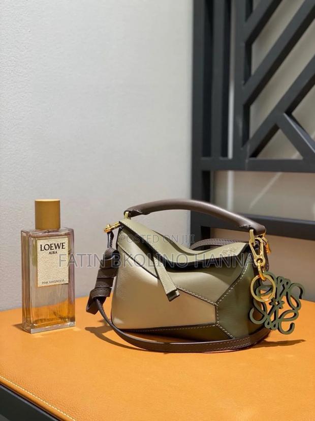 Loewe Slingbags - thumbnail 3