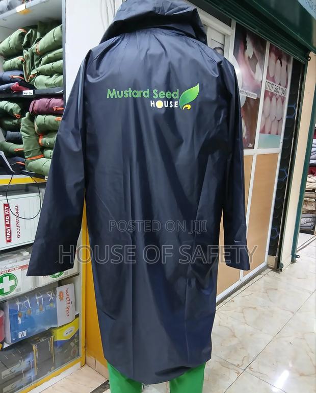 Adult Rain Coats Size Large