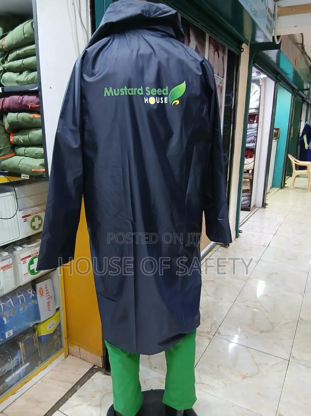 Adult Rain Coats Size Large - thumbnail 2