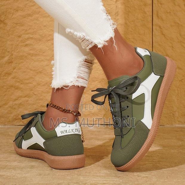 Trendy Fashion Ladies Sneakers Size 37 to 41