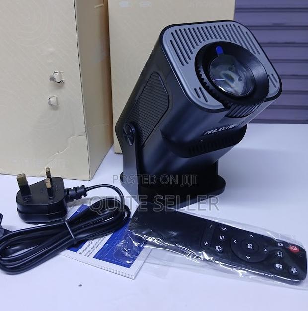 180° Rotatable, Auto Keystone Correction Hy320 Mini Projector